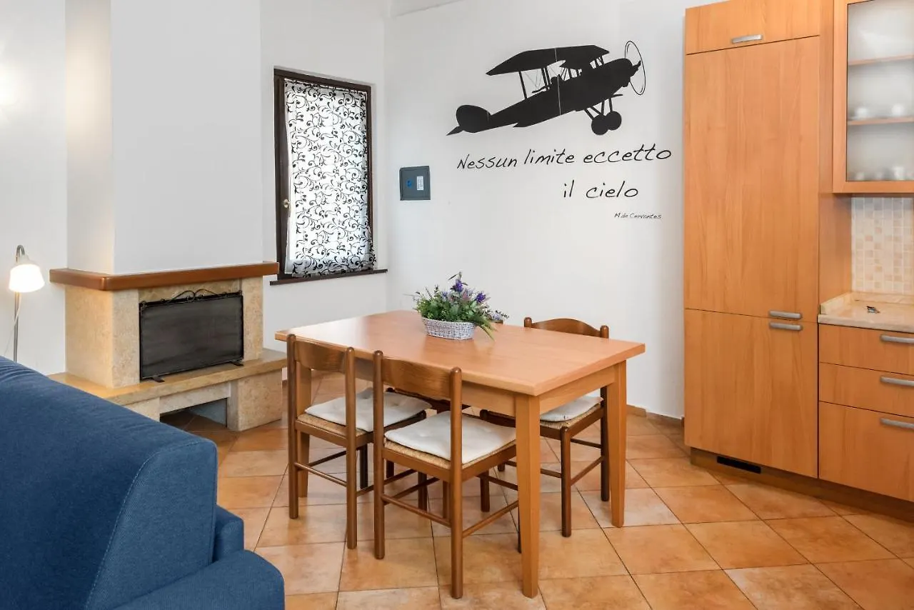 דירות ורונה Flats4Rent Silvia 0*,  איטליה